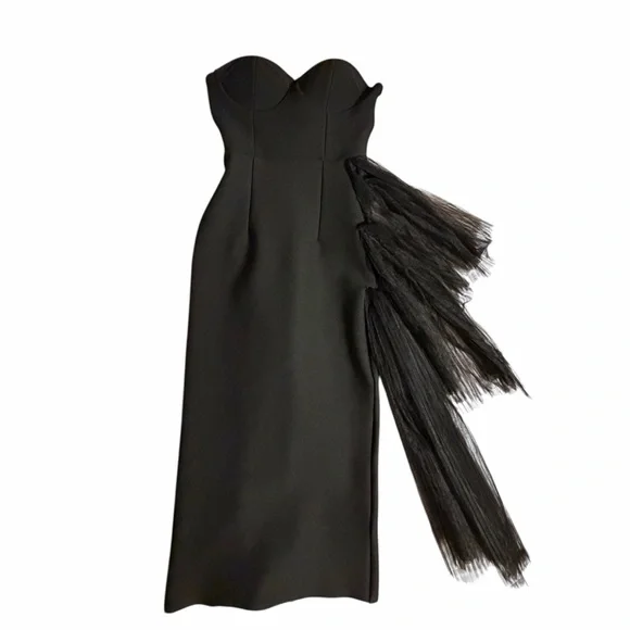 Bella Barnett  Elegant Special Occasion Dress - Picture 5 of 10